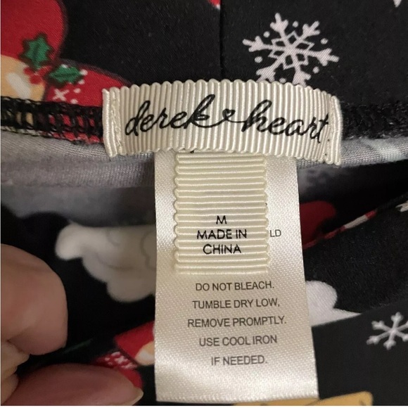 NWT! Derek Heart Juniors Cowboy or Southwest Christmas Leggings Size Medium - Picture 4 of 8